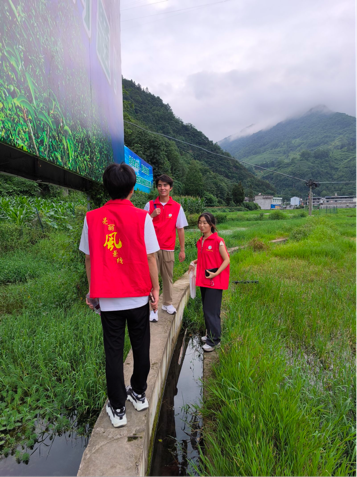 走进大杉坪，看见新气象：性爱网站
“众望”小组赴大杉坪村开展调研活动